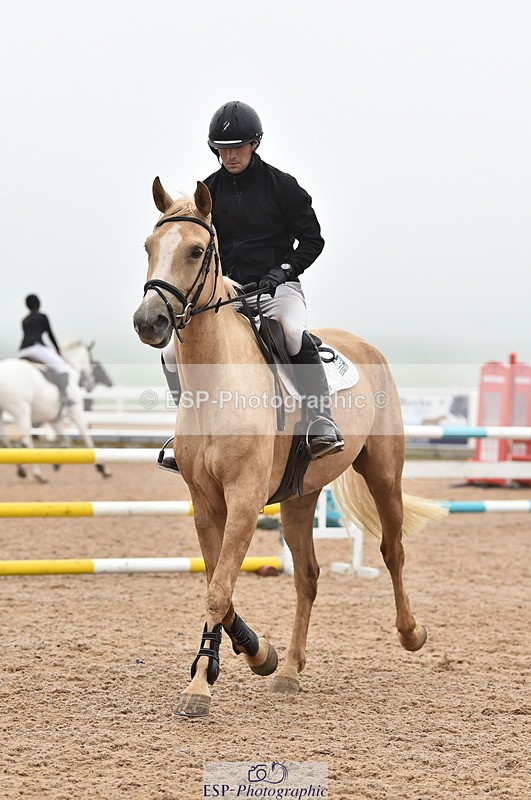 220829A-171602-00392 - 80cm Classes 5a 5b & 6