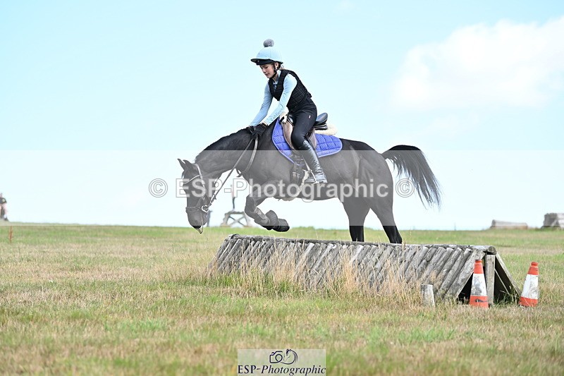 250821B-104345-00158 - Group B - Danielle