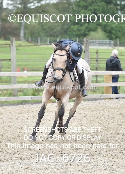 JAC_6726 - CLASS 17 SUN Pony Newcomers/ 1m Open