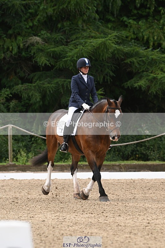 250719A-120115-04524 - 026-Carol.Quantrill-Cormoy.Lad