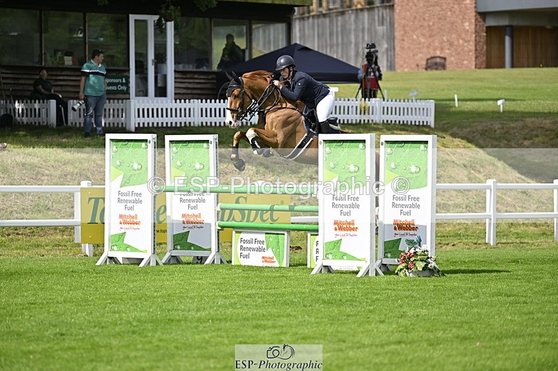 250613A-101941-00384 - Cls 1 Snr Newcomers and 1.10m Open