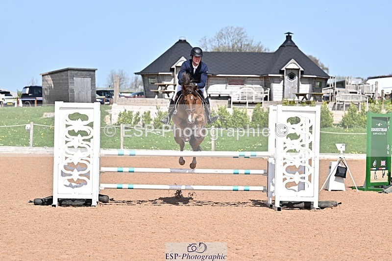 260408-125118-00573 - Cls 4 Snr 1.05m