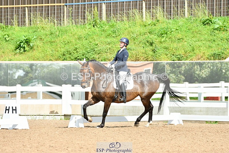 230912A-142716-01322 - Cls 11 Medium 73