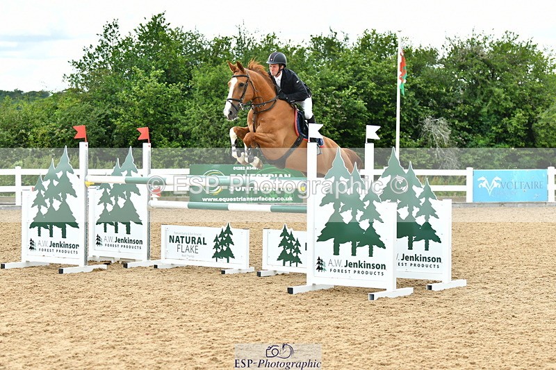 230721A-143334-06967 - Cls 22, 1 Star Gold 1.30m