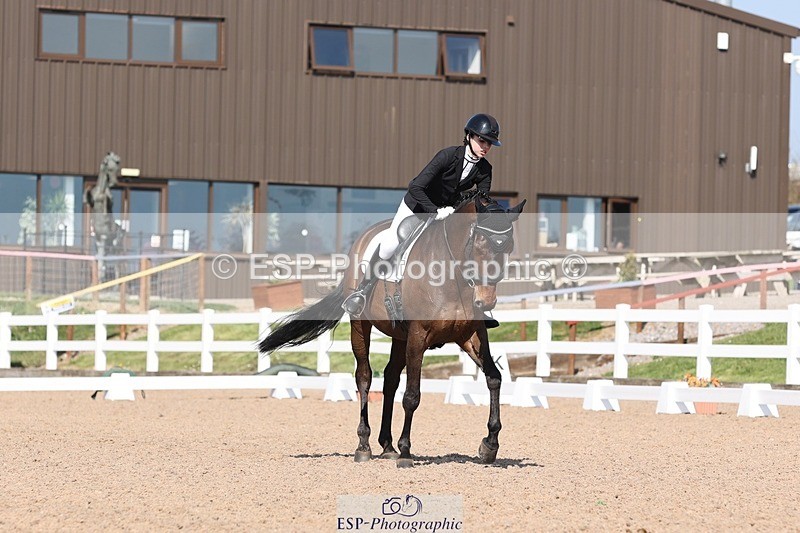 250404-150802-07035 - 122-Marie-Ayesha.Barilits-Gupta-Waverley.Furst.Dance