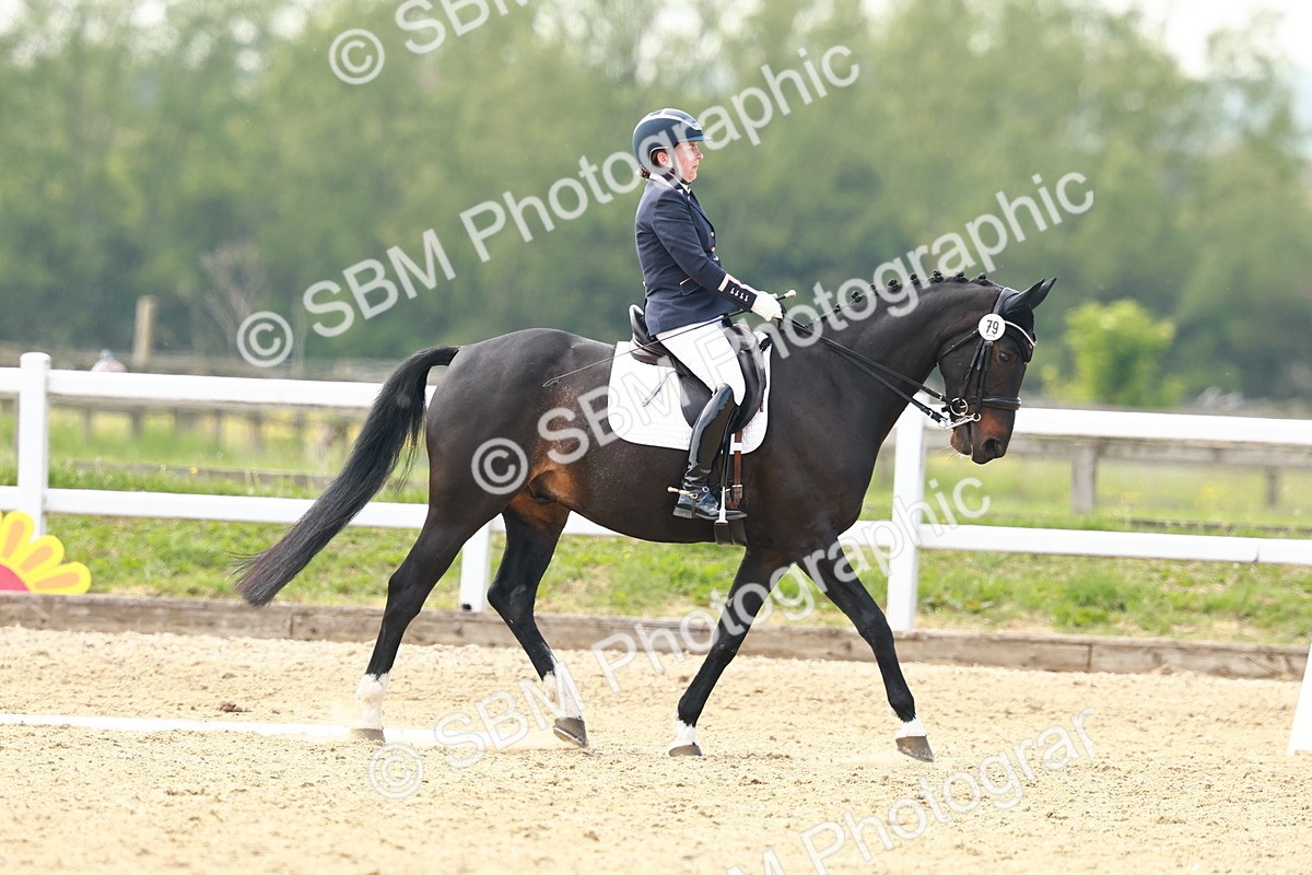 0B8A7206 - Class 12 - Medium 4