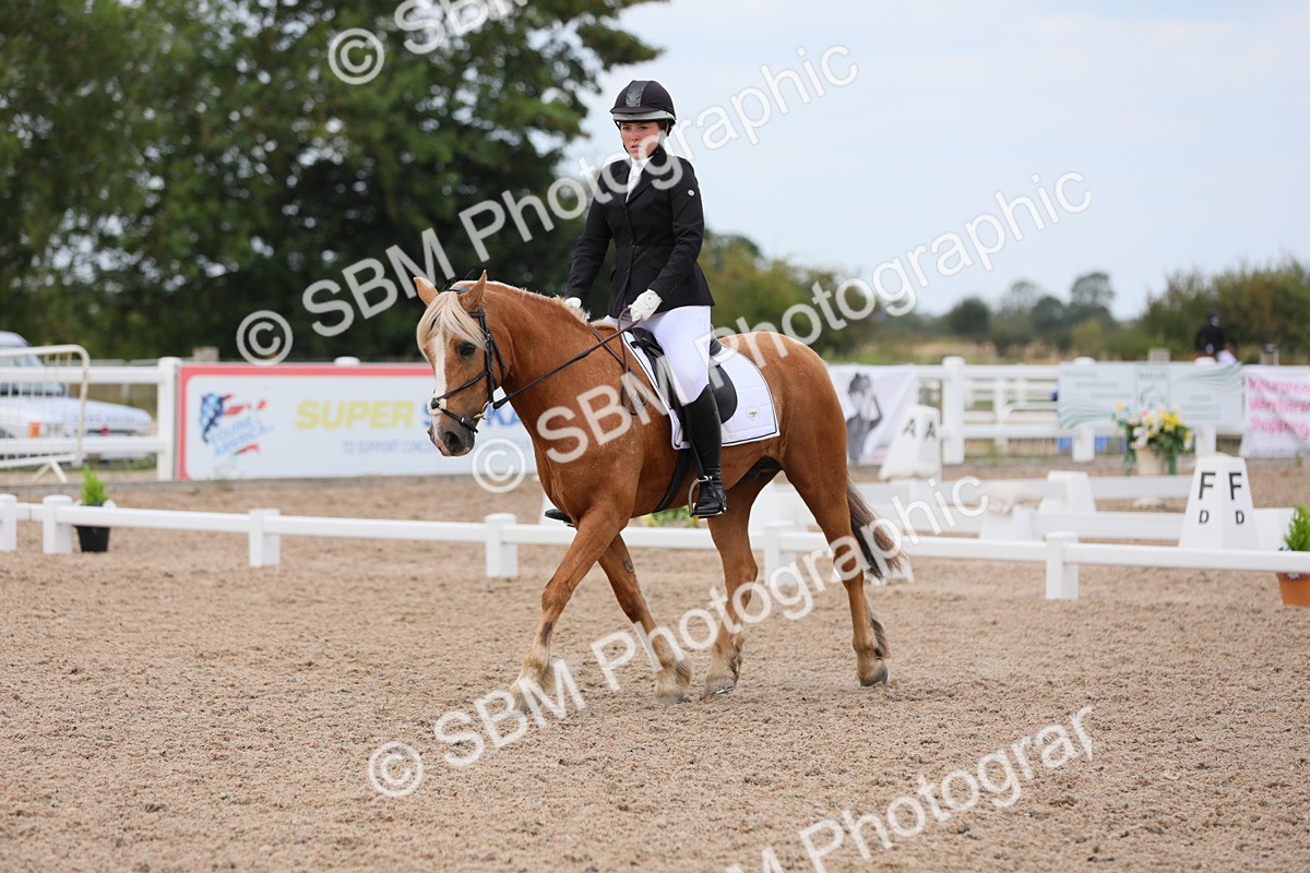 SBM_05736 - Class 32 Novice 1