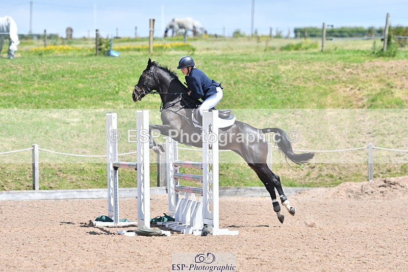 240609A-125335-05408 - Cls 18 Snr Newcomers and 1.10m Open