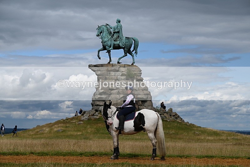 DSC_8963 - Time at Statue 14:33 to 15:10