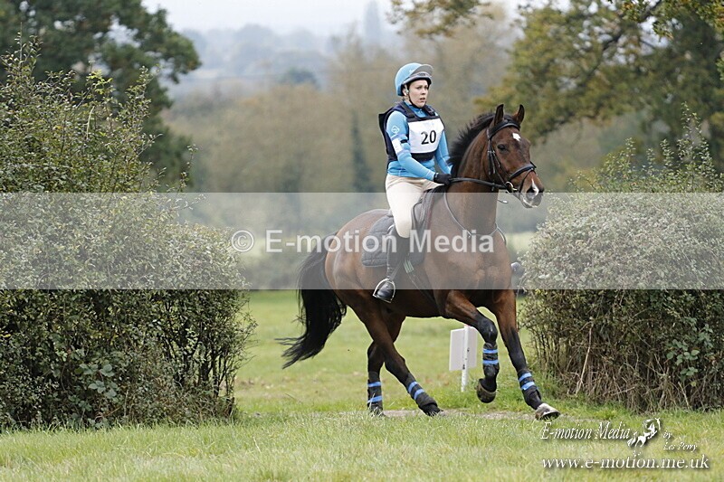 WWHT 181020 WWHT 181020 1196 - WWEC Intermediate (0.90m)  18/10/20