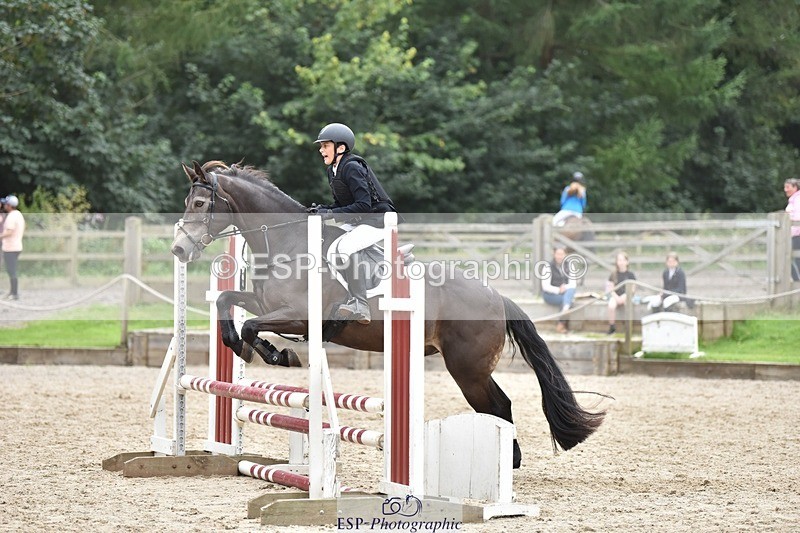 240802-125942-04739 - 70cm Round 2