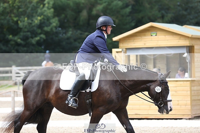 230812-112200-03748 - Cls 5 Novice Bronze 11.15 to 12.50 break