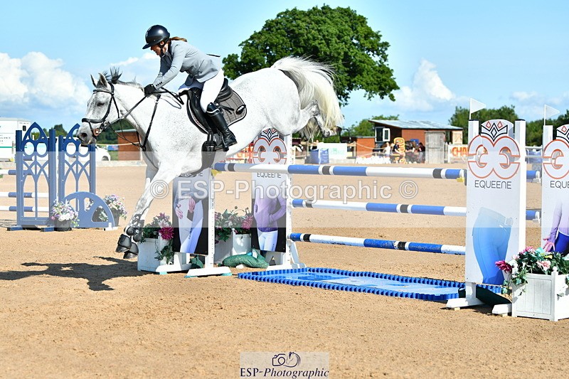 230720A-092738-01710 - Cls 1, 2 Star Small 1.30m