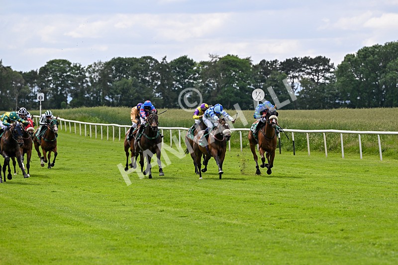 050626-Race 4-Annie Edson Taylor-3248 - Race 4 15.30pm Moody Construction Handicap
