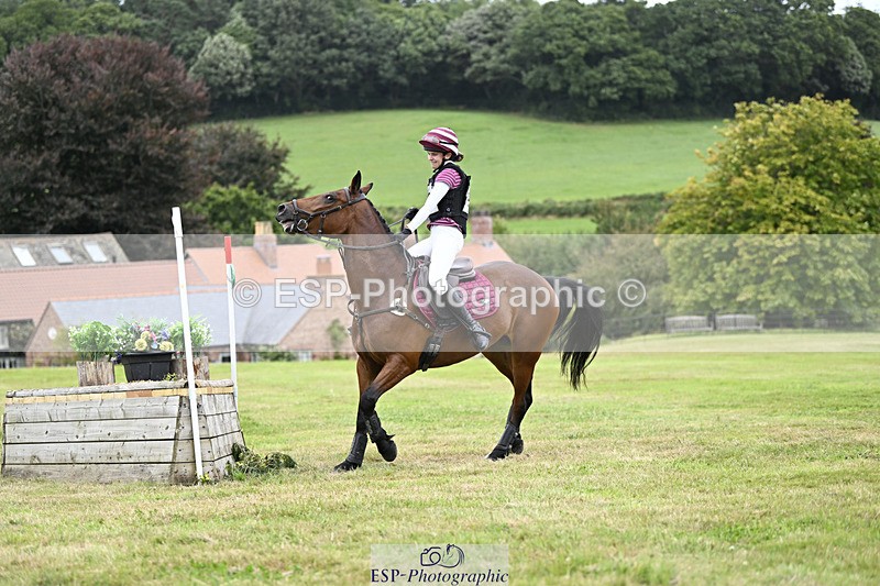 240825X-125126-33900 - 70cm XC 12.00 to End