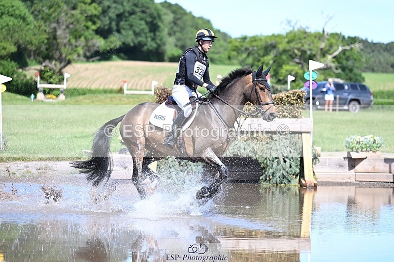 260530A-104808-13204 - C-320-Tom.Rowland