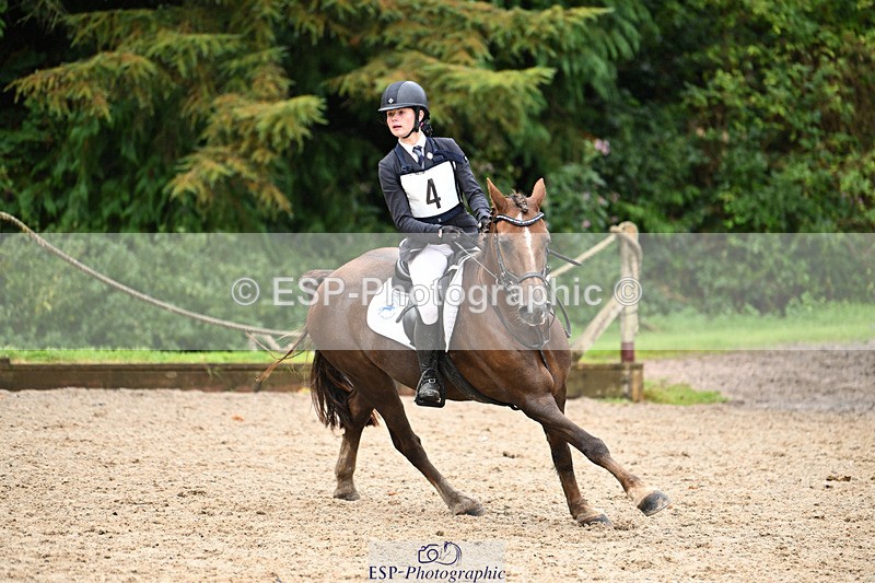 240824X-104240-24899 - 70cm Round 2 10.30 to 12.10