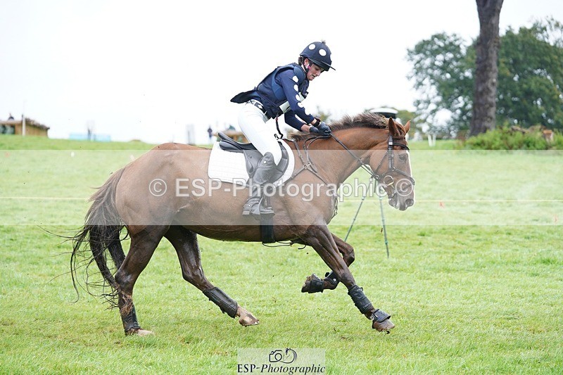 231021-113040-15520 - 667-BAILE.NA.CROISE-Emma.Pine-SC+XC