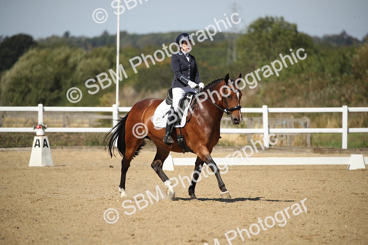 SBM_004976 - Class 11 - Novice 5 - 11.41-12.58