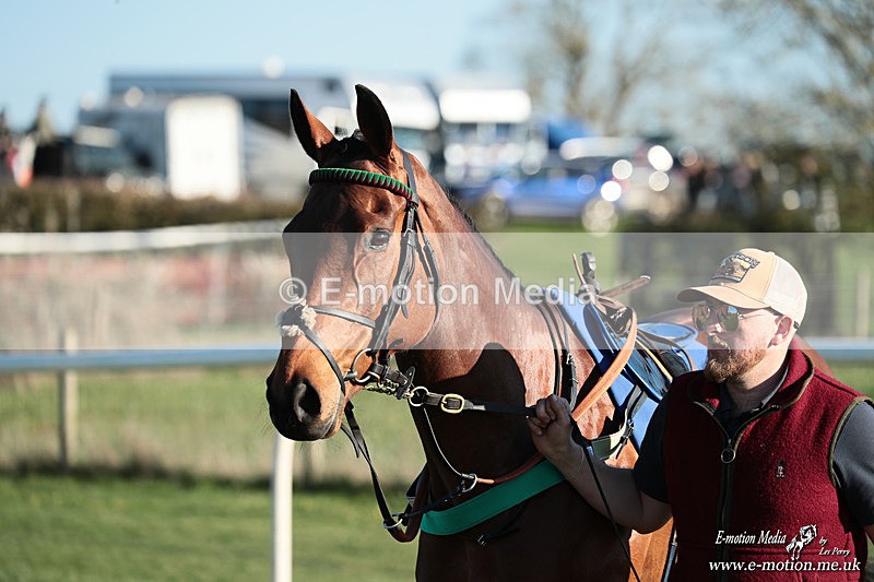 PtP 210326 1139 - VWH Cirencester Races 21/03/26