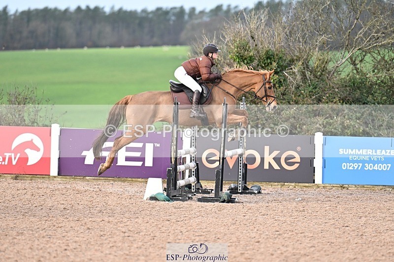 251205-095004-00058 - Cls 2 Snr British Novice and 90cm