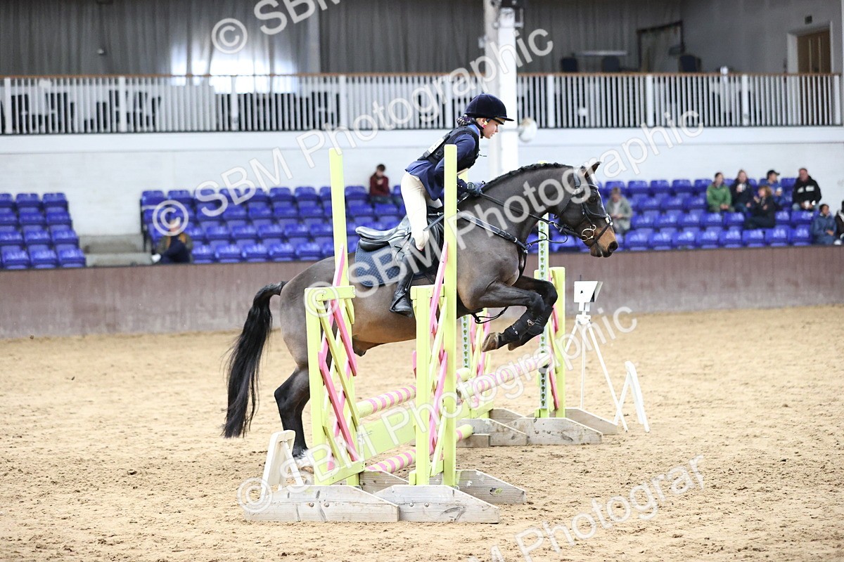 SBM_001575 - Class 5 - Henlow Veterinary Hospital 70cm