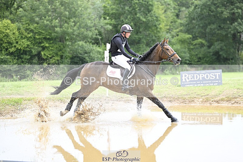 240804-122631-12597 - 320-Tom_Rowland-VICTOREMZ_MISSION