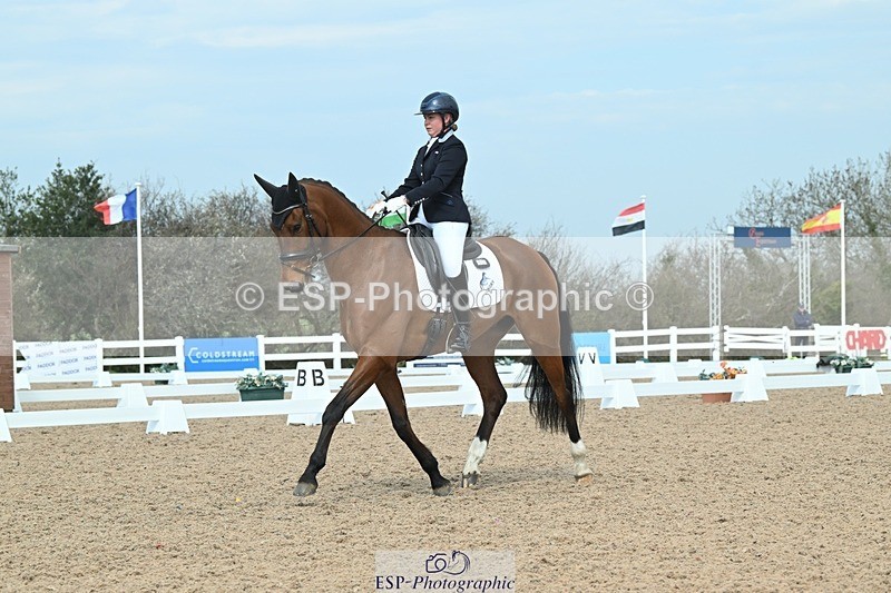 250403-103126-01419 - 036-Abbie.Newbury-Seagry.Viceroy