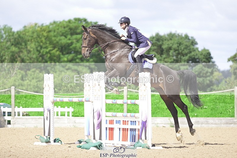 230806A-110530-01505 - Cls 13 Snr Newcomers & 1.10m Open