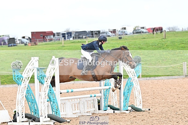 250414-112650-00525 - 90cm Round 1