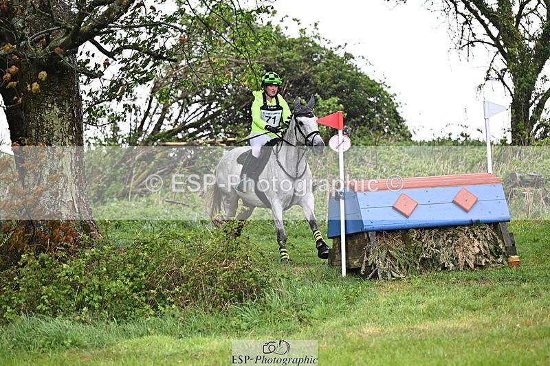 250418-121445-02839 - 071-Caitlyn.Faull-PENNINEVIEW.SUMMER