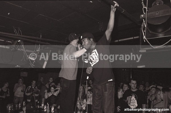 20 shameless  tb - Friends-&-Family @ the-roadhouse 04.02.06