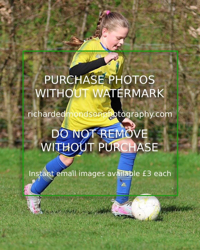 533A3179 - Kendal United Girls Under 10's vs Lune Valley Lightning Under 10's