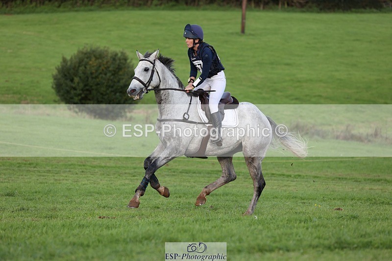 231021-161035-20553 - 557-KILBALLYBOY.SURPRISE-Courtney.Romcke-SC+XC