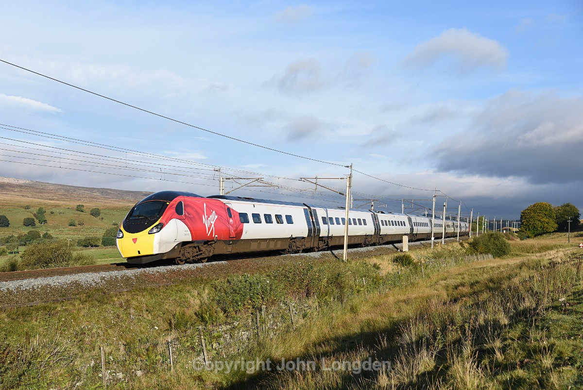 JL - 22.9.17 390010 9M50 06.52 Edinburgh - Euston, Scout Green - West Coast Main Line (north to south)