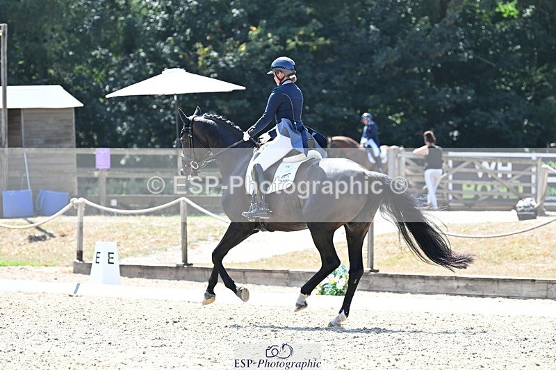 250810A-140039-07187 - 070-Abbie.NewburySeagry.Firstamour