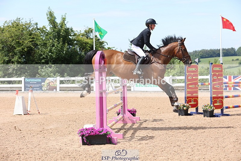 240718A-124436-05215 - Cls 9, 1 Star Bronze Tour 1.10m