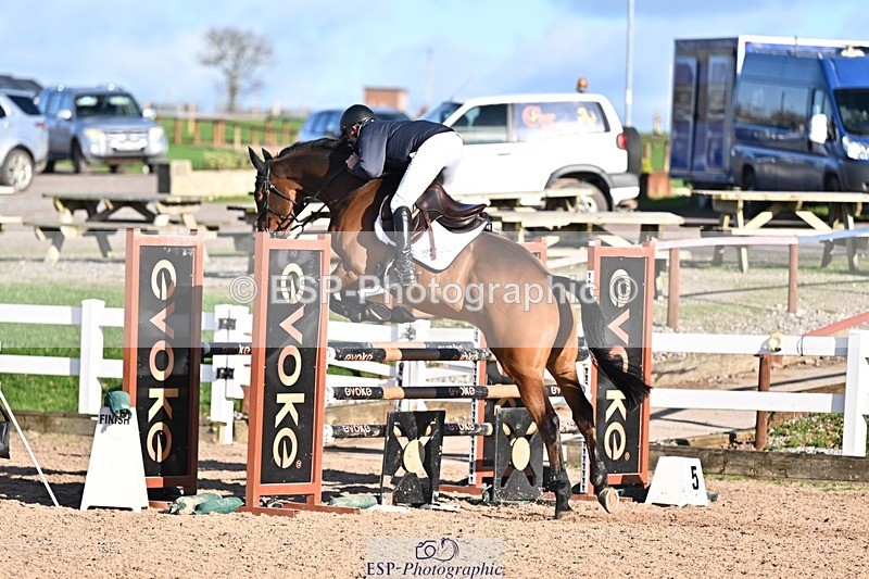 251119-132657-00464 - Cls 4 Newcomers and 1.10m Open