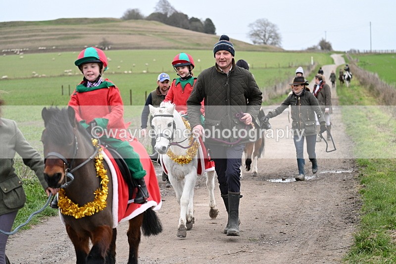 WJ7_1387 - Walk Home