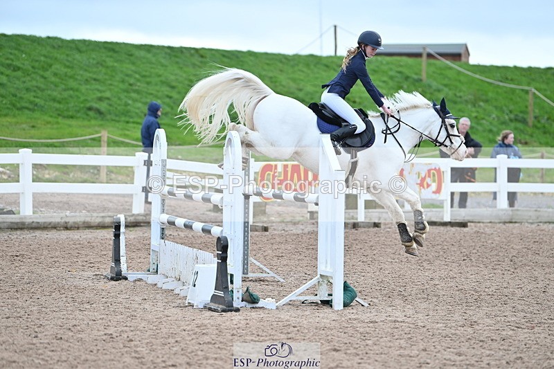 231119A-113543-05451 - Sun Cls 5 Newcomers & 1m Open