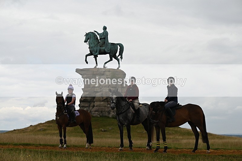 DSC_7512 - Time at Statue 13:16 to 13:52
