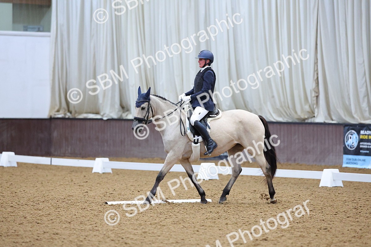 SBM_000318 - Class 2 - Intro 3 Championship - 8.51-9.47