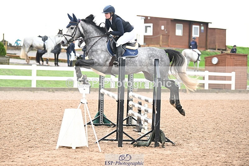 241023A-114743-00627 - Cls 1 British Novice and 90cm Open