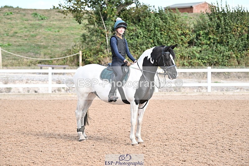 250821B-160810-00528 - Group A - Emily