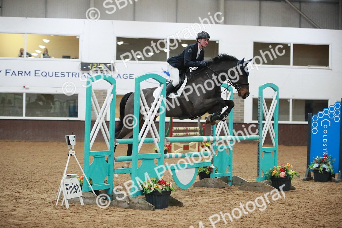 SBM_001284 - Class 4 - Senior Newcomers - 1.10m Open
