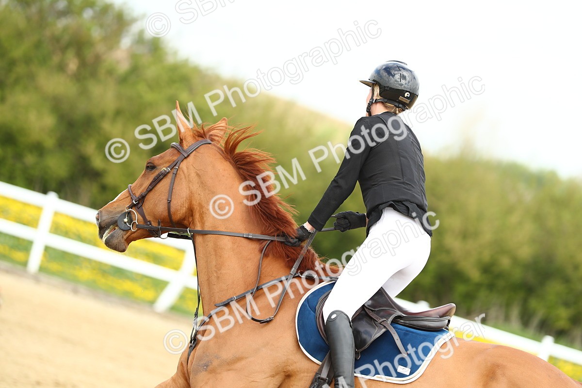 SBM_001120 - Class 4 - Senior Newcomers 1.10m