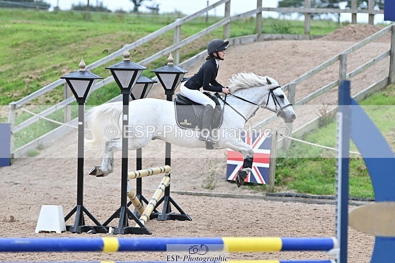 240813-184757-00774 - Classes 5 A&B & 6 80cm