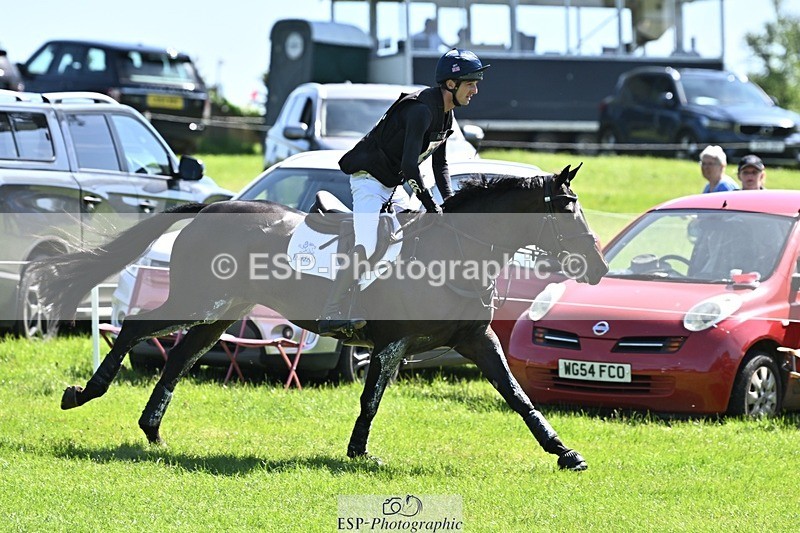 240525-110118-12178 - 325-MIDNIGHT_ENDEAVOUR-Tom_Jackson