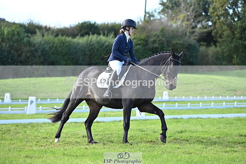 251024A-121553-09548 - F-469-Gabriella.Lucas