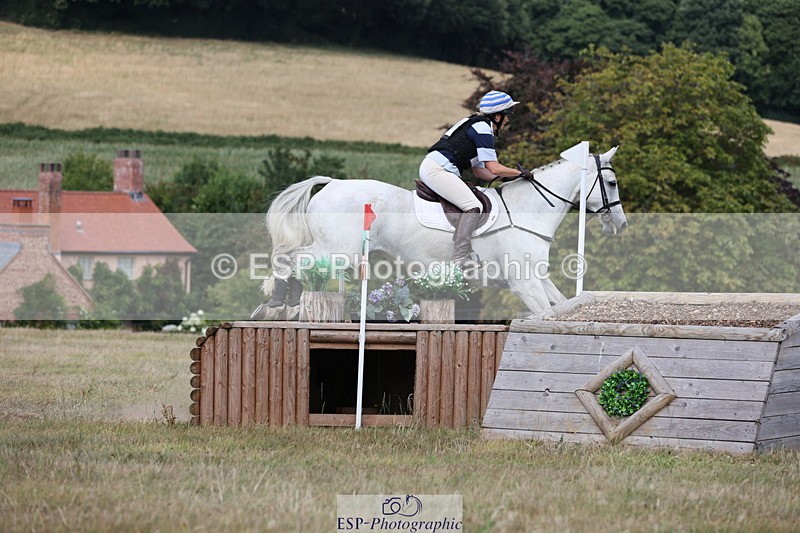 250802A-160519-07468 - G-310-Laura.Pitman-CARROW.IROKO